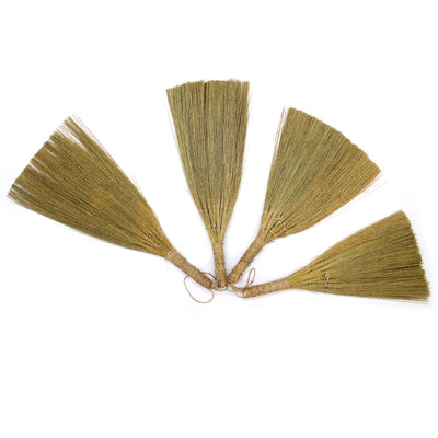Set of 4 Pampas Fan Brooms