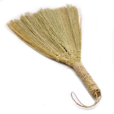 Set of 4 Pampas Fan Brooms