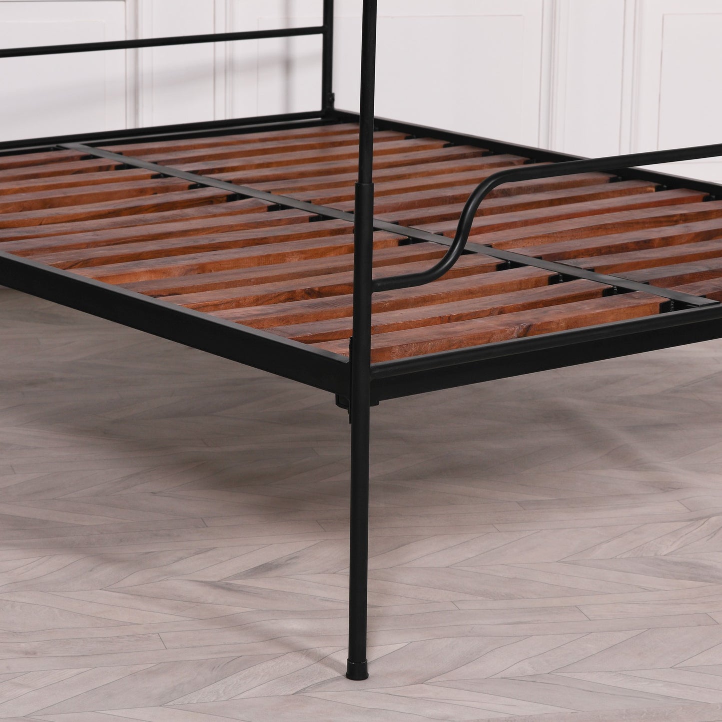 Isabeau Black Iron 4-Poster Bed Frame