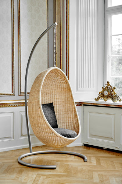 Rattan egg store chair with stand