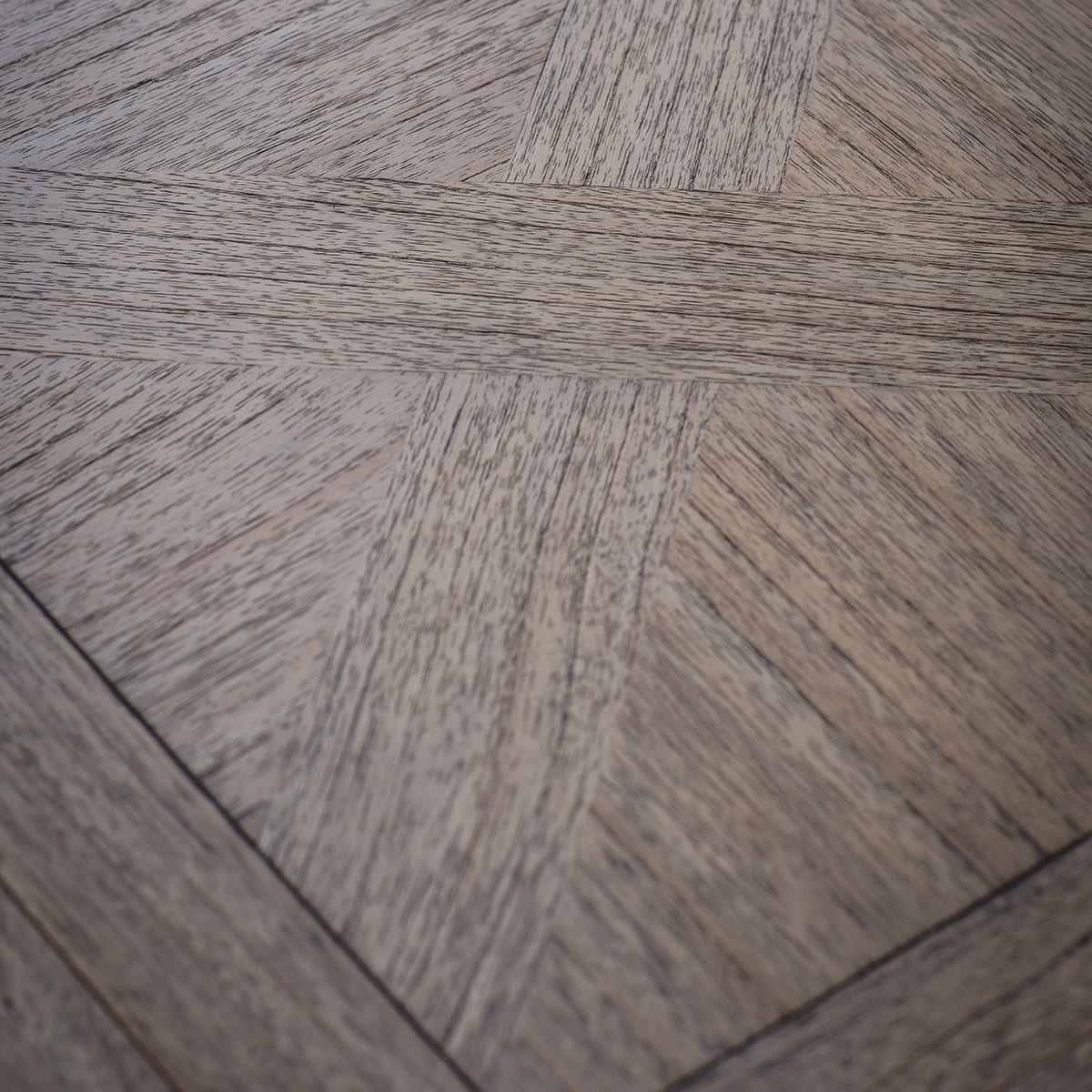Soma Parquet Extendable Dining Table